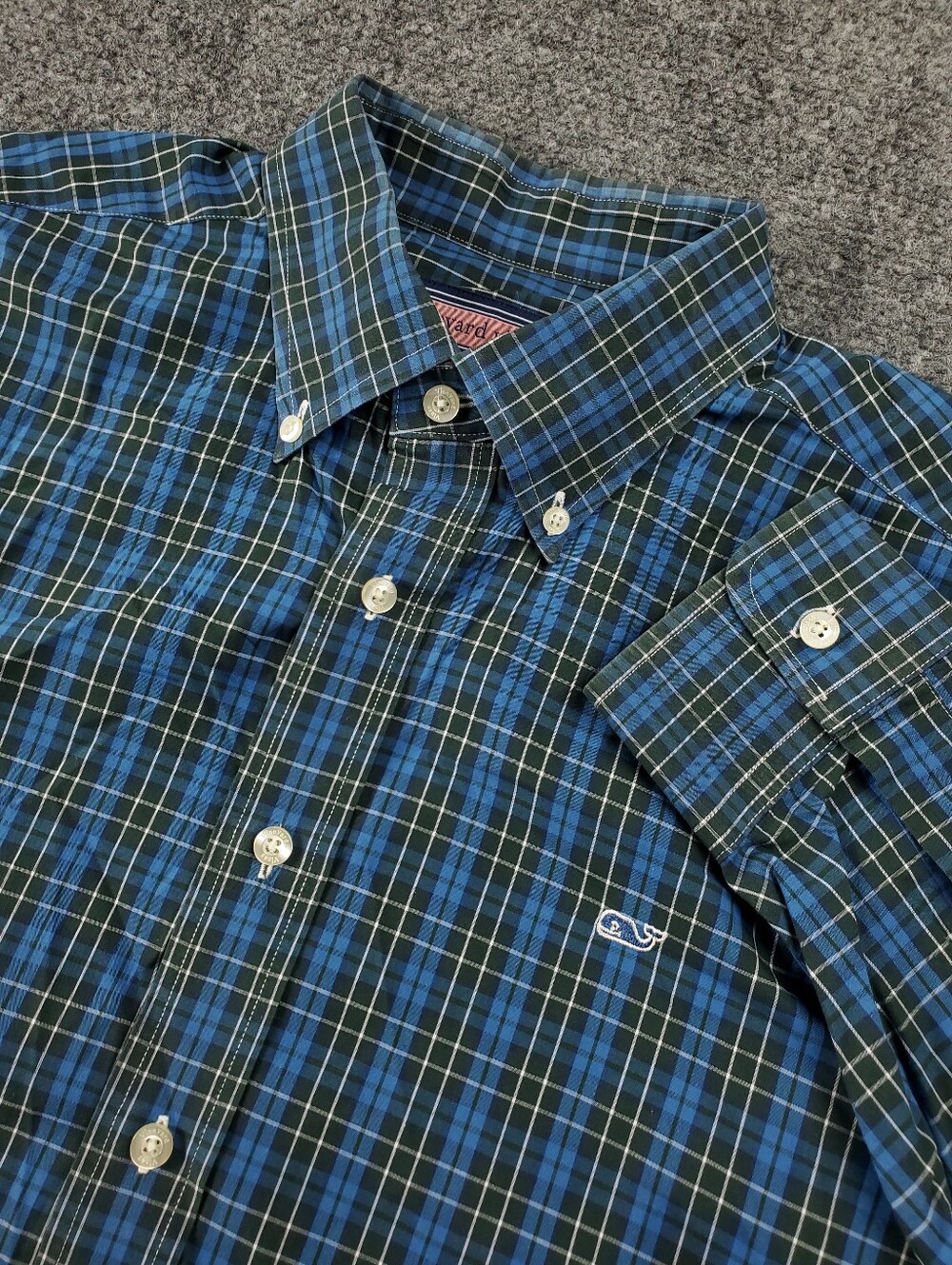Vineyard Vines Whale Shirt Medium Blue Black Plaid Button Down Long Sleeve Ivy